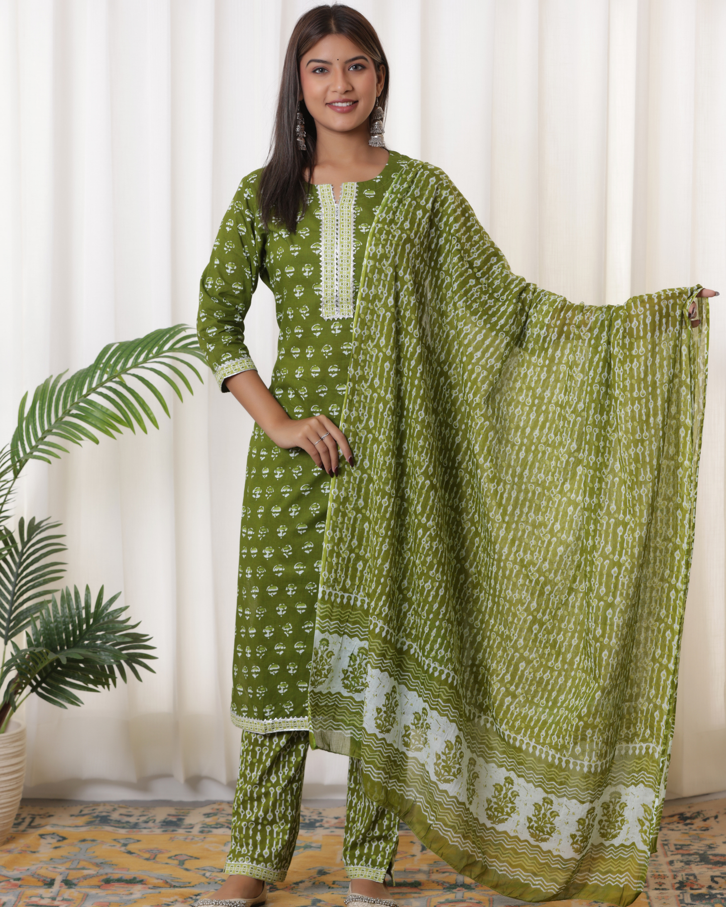 Ethnic Motifs Printed Gotta Patti Pure Cotton Straight Kurta Set