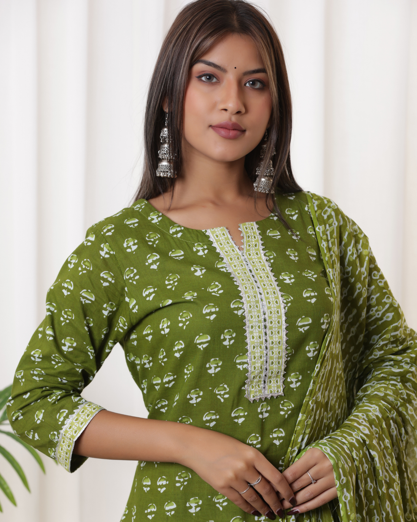 Ethnic Motifs Printed Gotta Patti Pure Cotton Straight Kurta Set