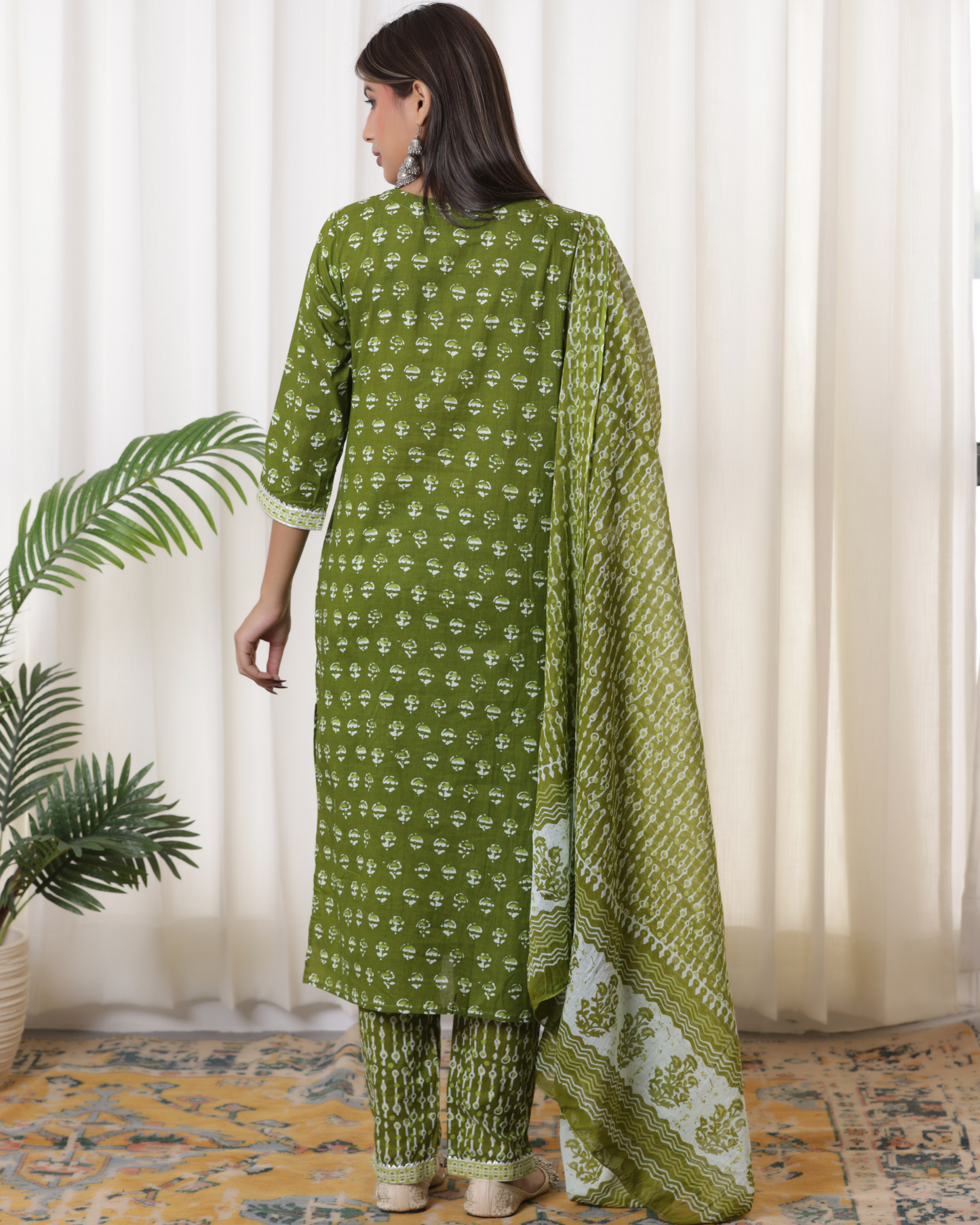 Ethnic Motifs Printed Gotta Patti Pure Cotton Straight Kurta Set
