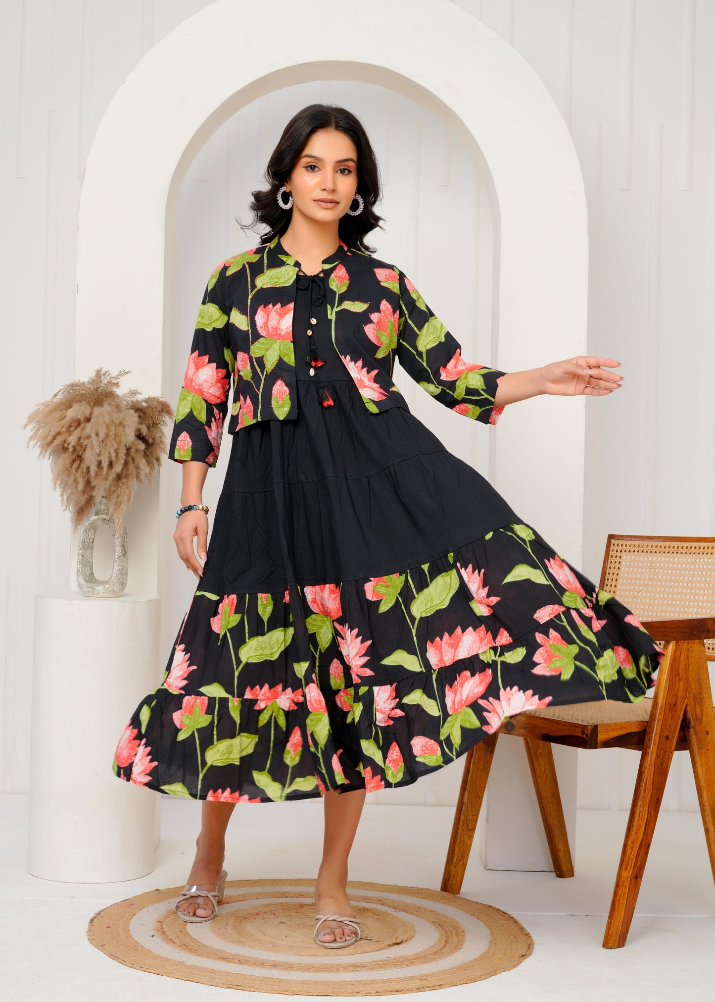 Floral Printed Regular Sleeves Cotton Black Dresses With Jacket