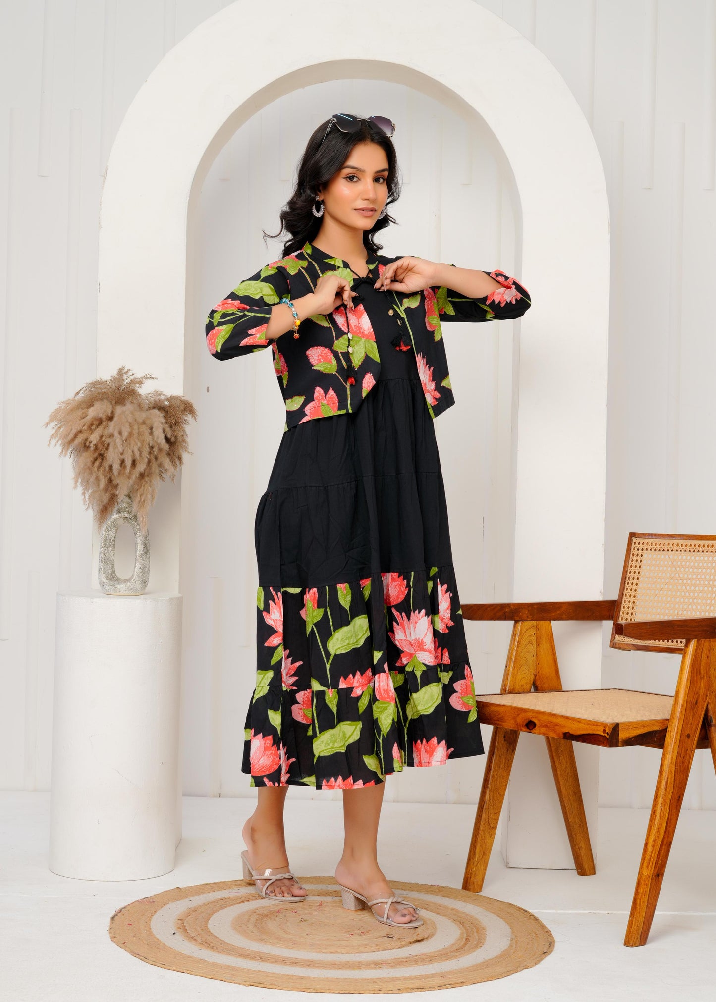 Floral Printed Regular Sleeves Cotton Black Dresses With Jacket