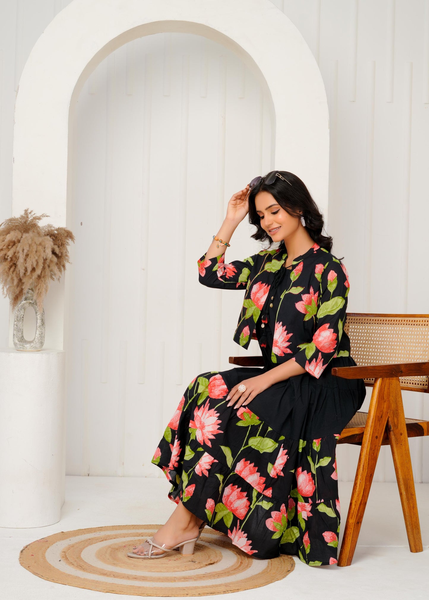 Floral Printed Regular Sleeves Cotton Black Dresses With Jacket