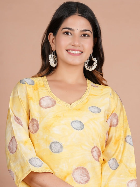 Geometric Printed V-Neck Flared Sleeves Silk Straight Kurta