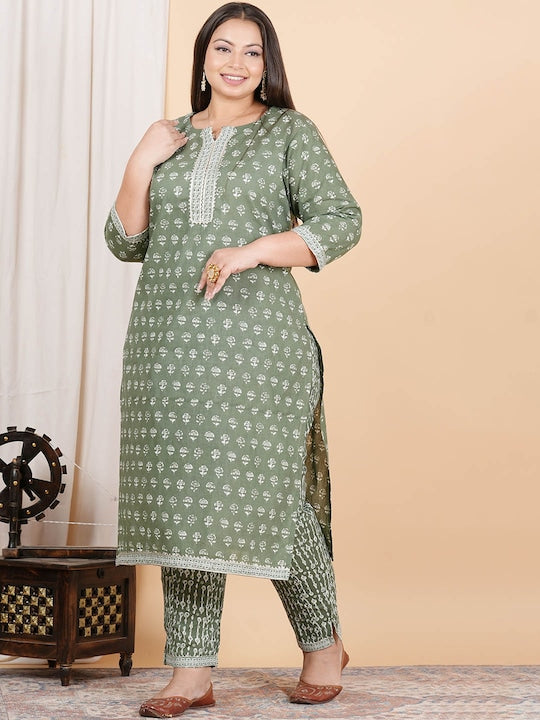 Plus Size Floral Printed Gotta Patti Pure Cotton Kurta with Trousers