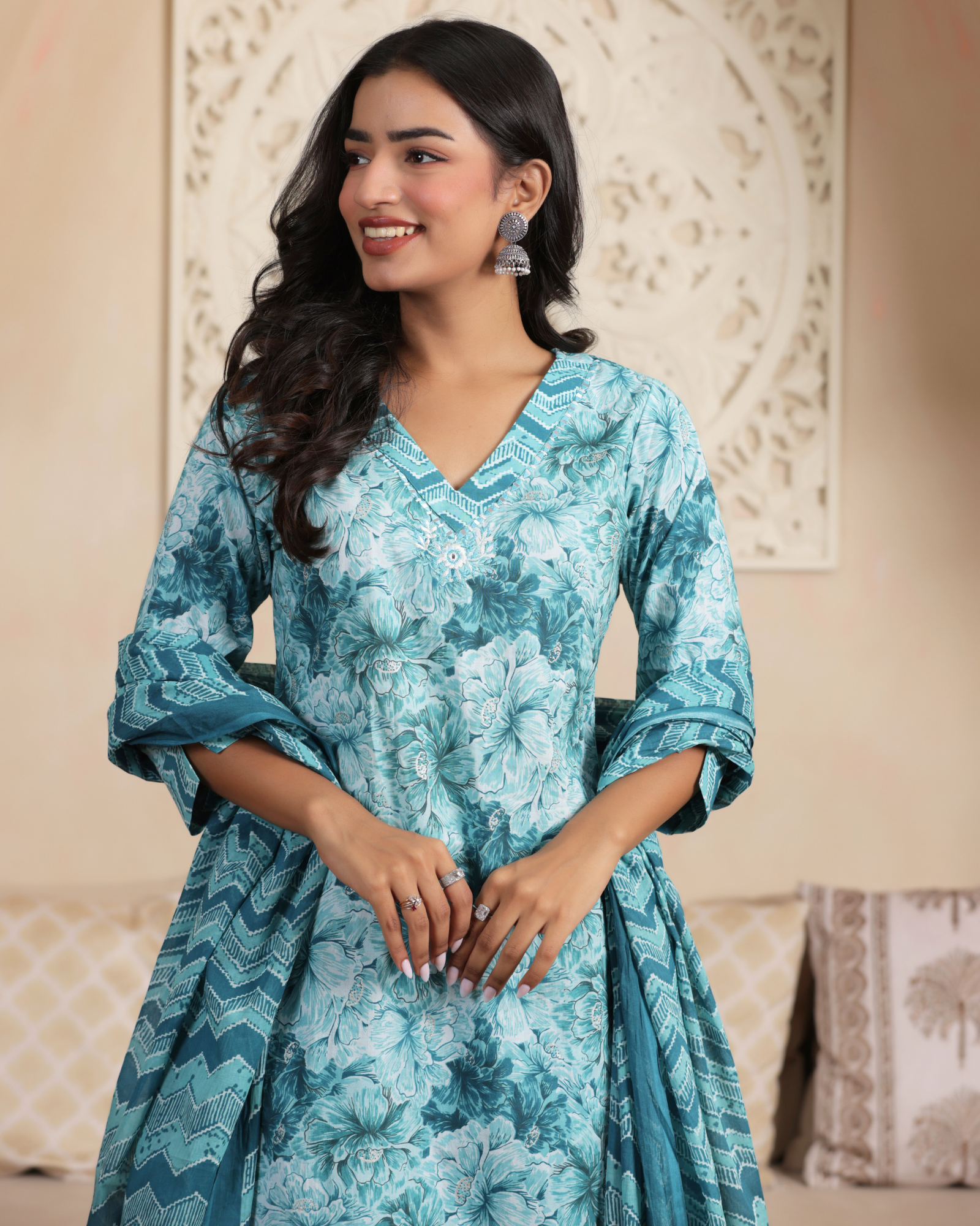 Blue Floral Printed Kurta & Trousers With Dupatta