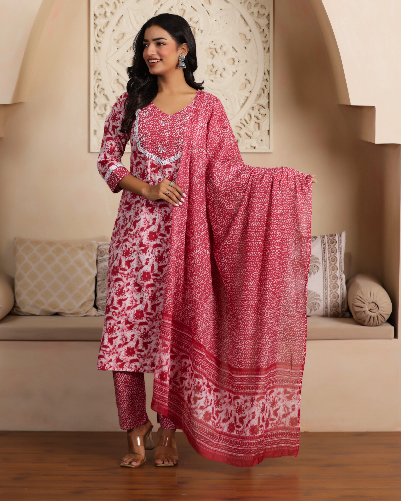 Pink floral printed Kurta & Trousers with dupatta