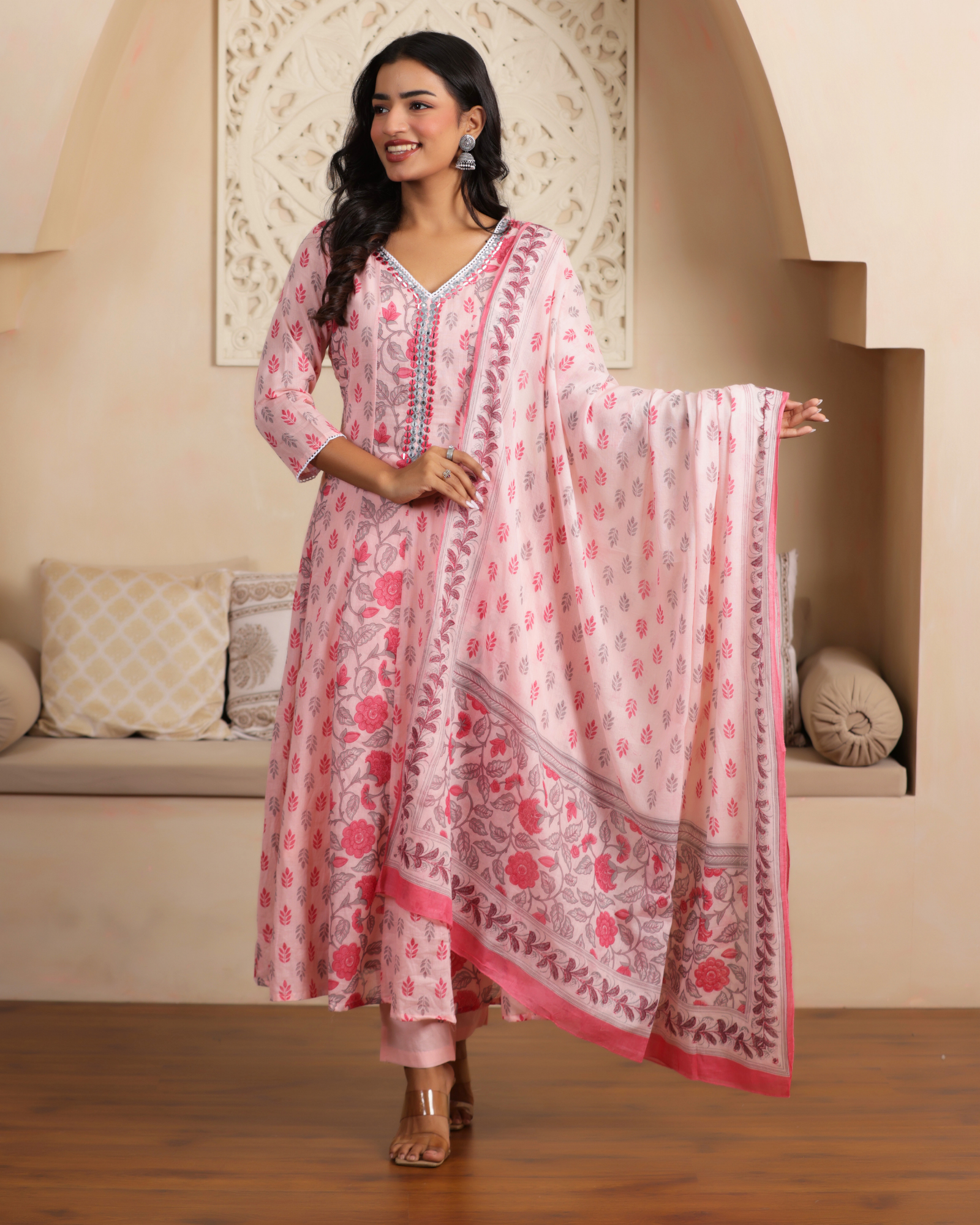 Oyster Pink Kurta Set With Dupatta