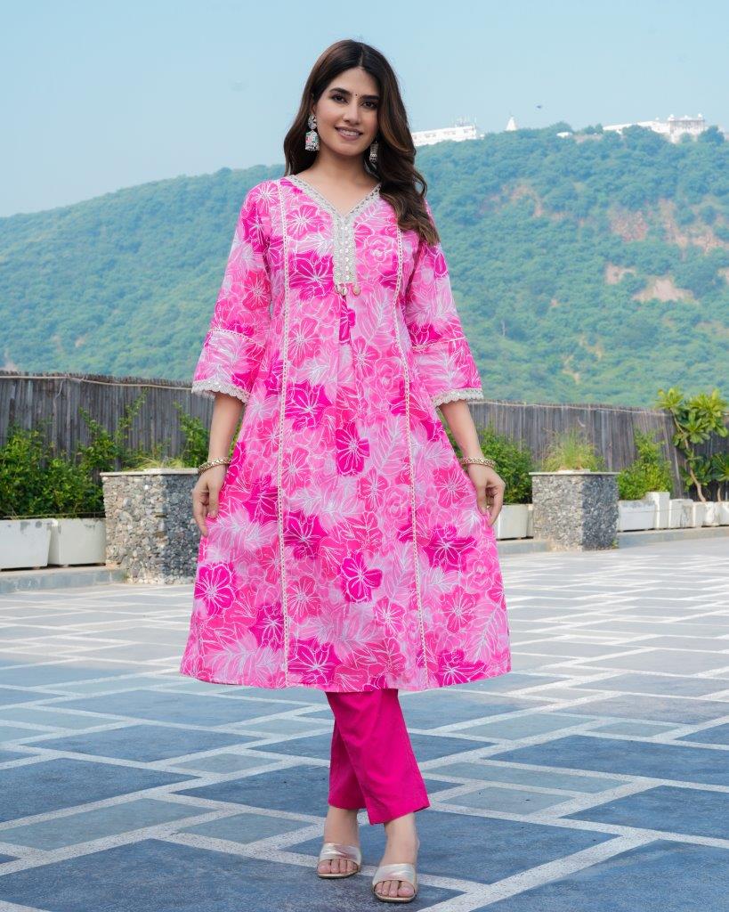 Pink floral printed Kurta with solid Trousers