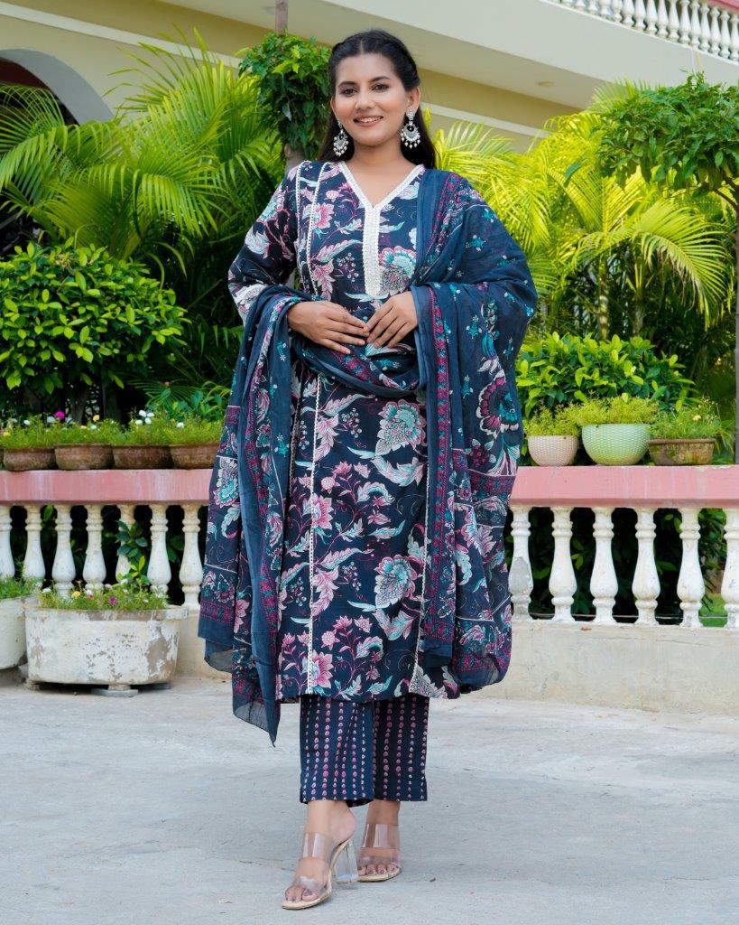 Black floral printed Kurta & Trousers with dupatta