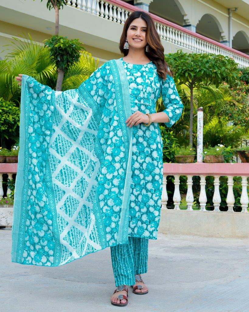 Blue floral printed Kurta & Trousers with dupatta